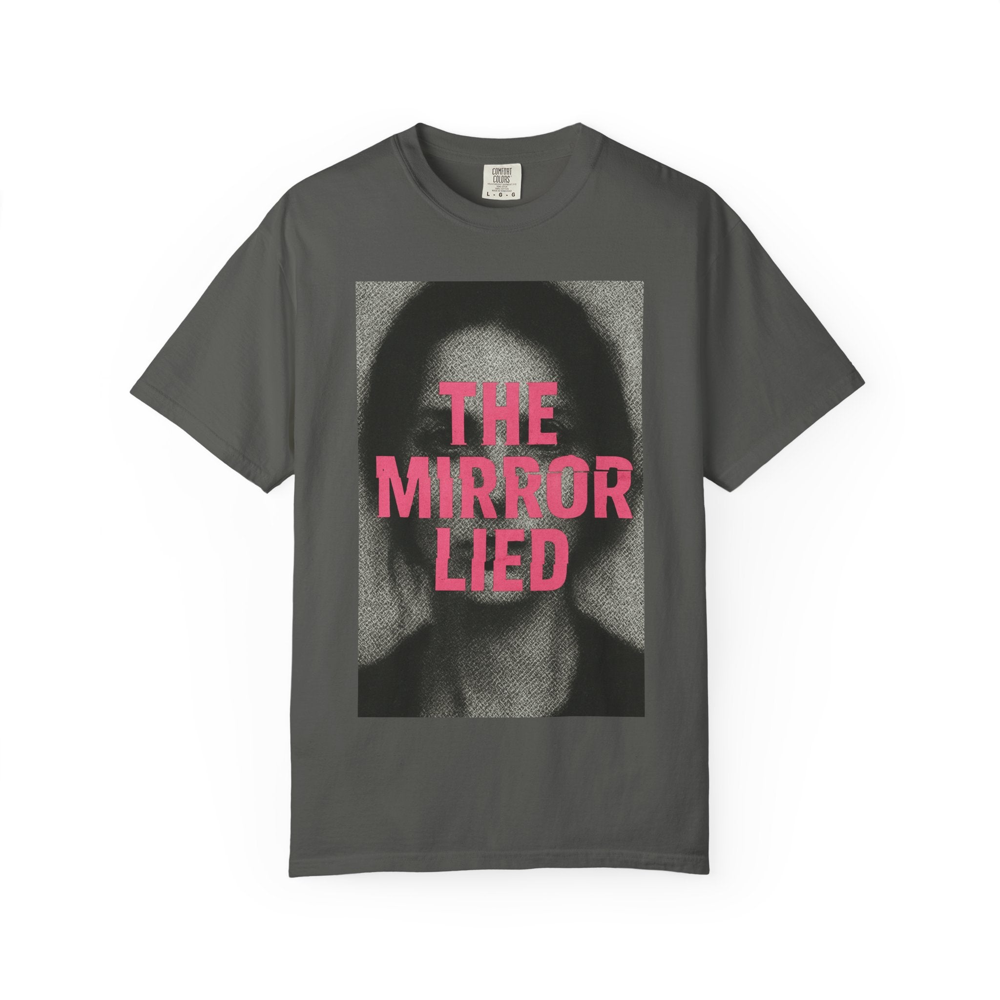 Chic Graphic Tee